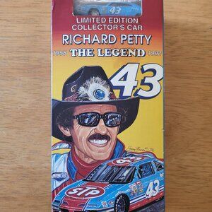 Richard Petty The Legend 1958-1992 VHS Set Limited Edition Die Cast and Cards V1
